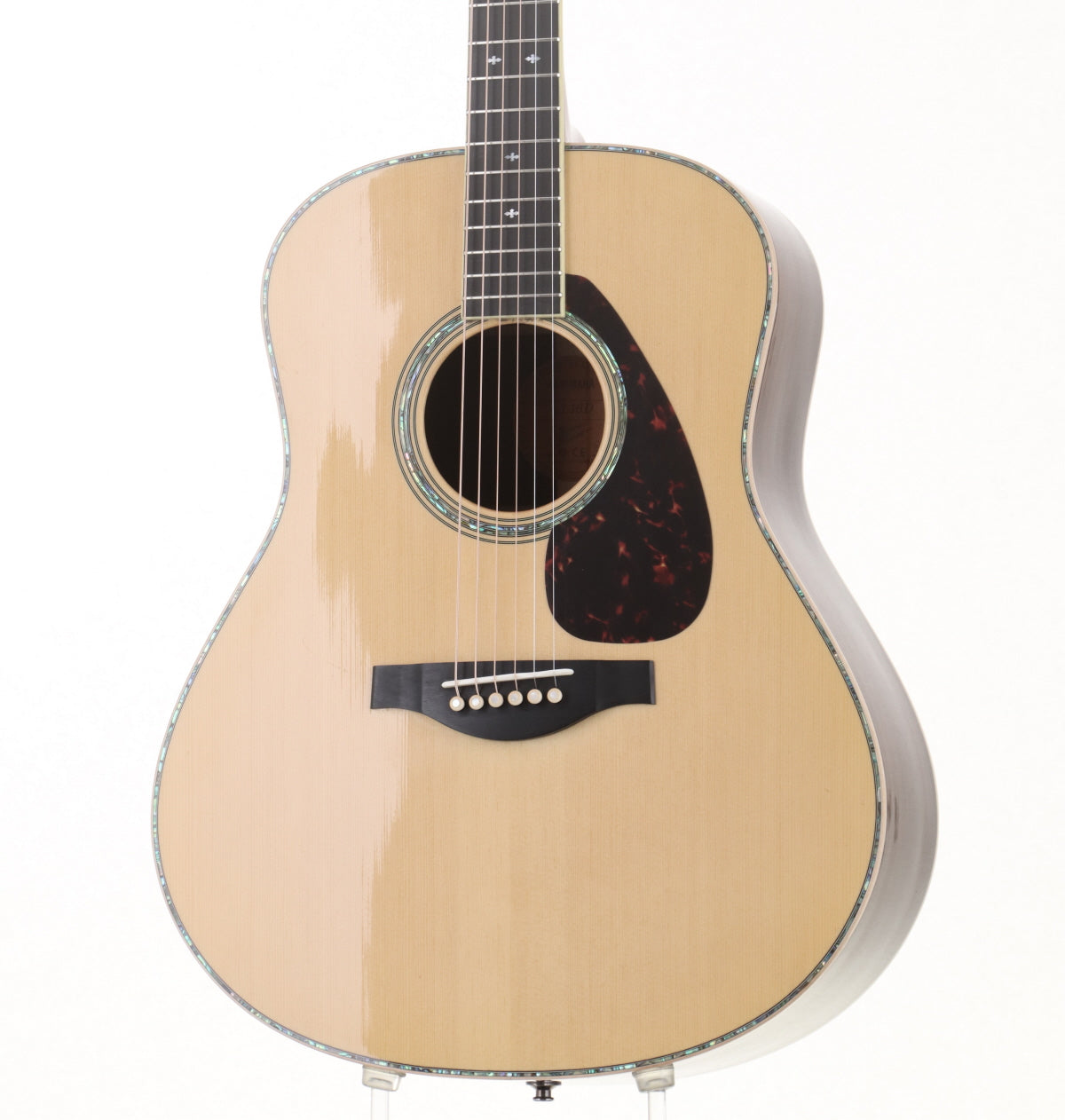 yamaha / ll16d are – Ishibashi Music Corporation.