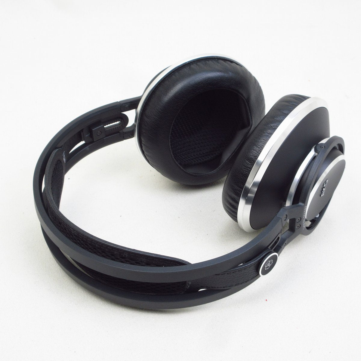 AKG / K872-Y3 