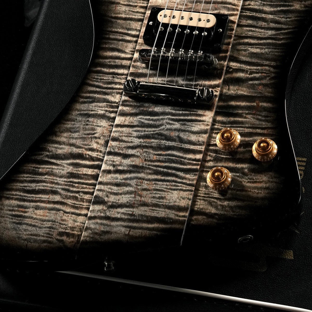 Gibson Custom Shop / Tak Matsumoto Firebird Trans Black Burst