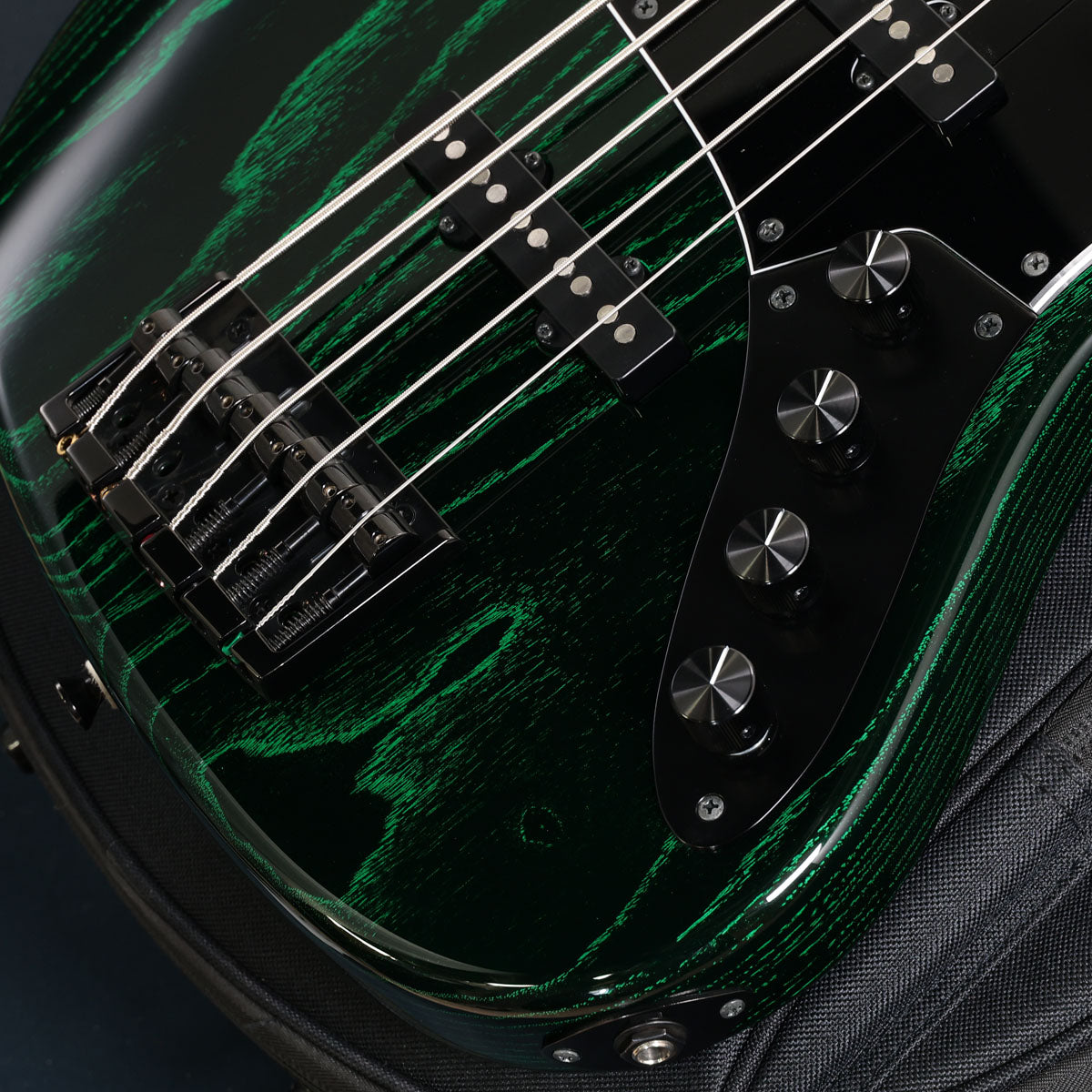 Red House Guitars / Seeker J5 Red House Guitars 5-string active