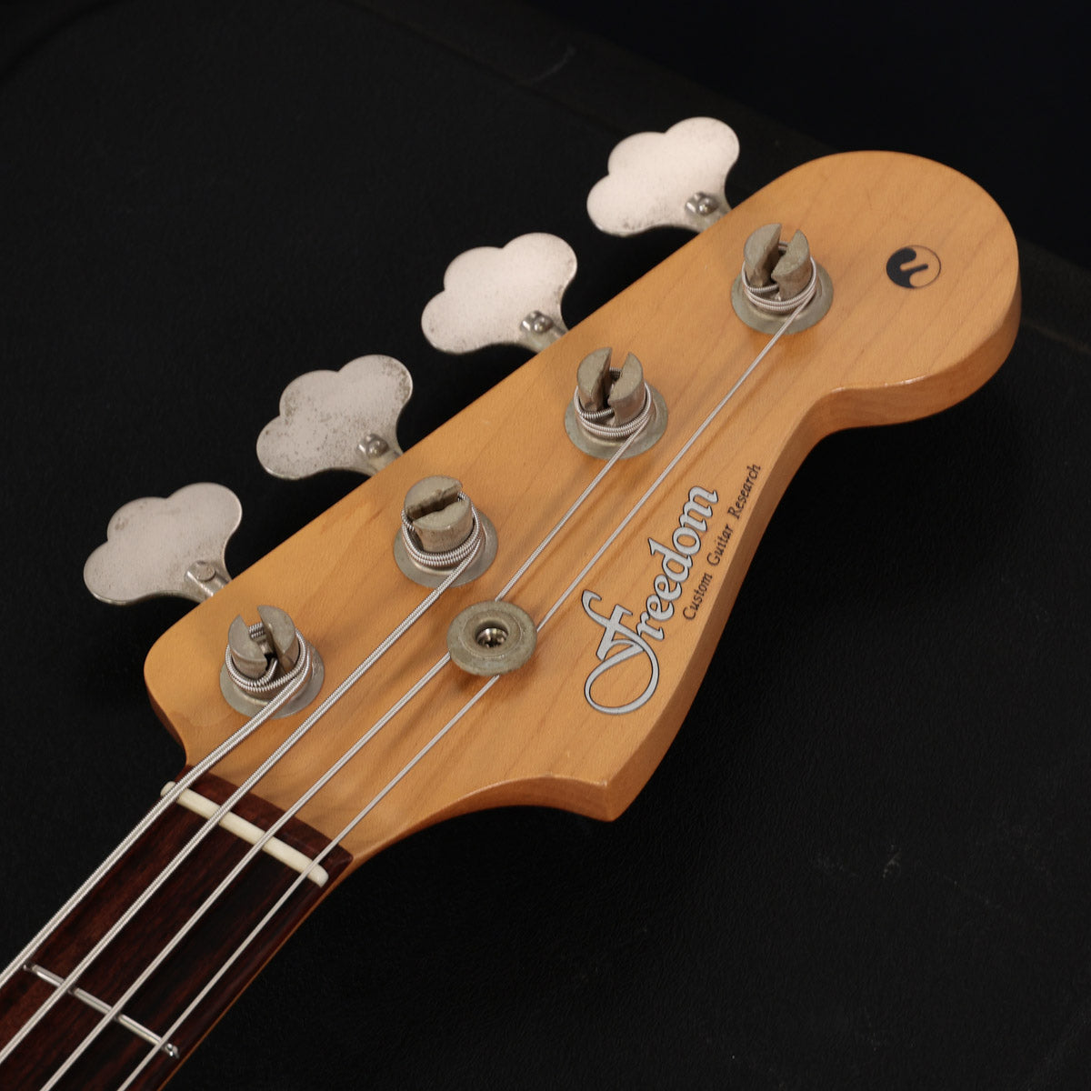 Freedom Custom Guitar Research / Retro Series PB 4st Yellow White