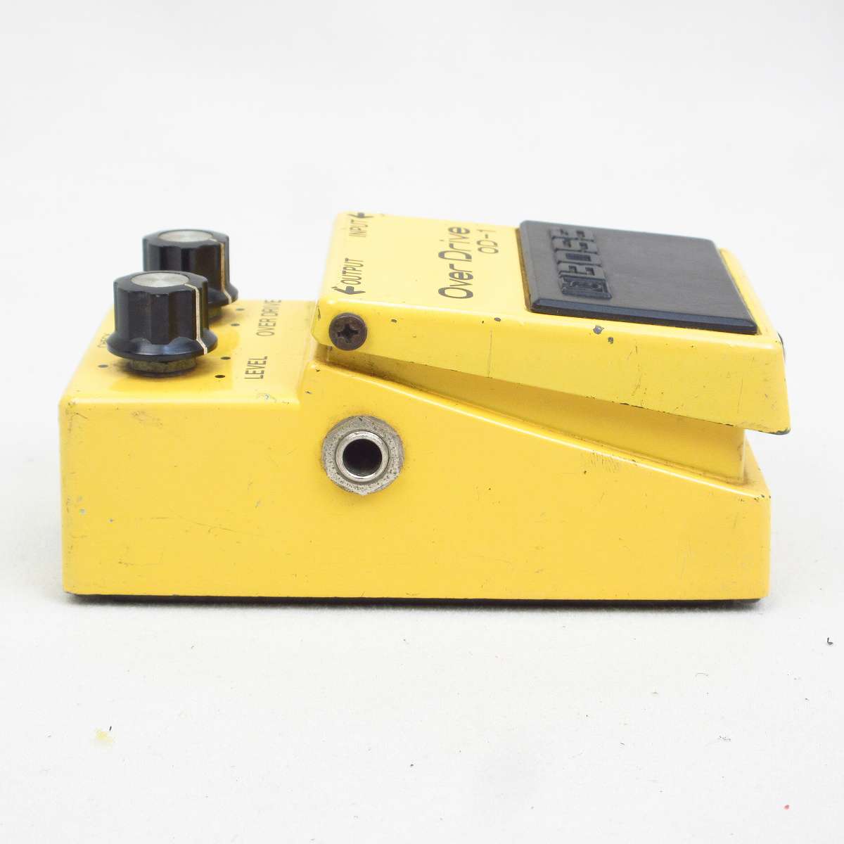 BOSS / OD-1 Over Drive Raytheon RC3403ADB / 052-281B silver screw