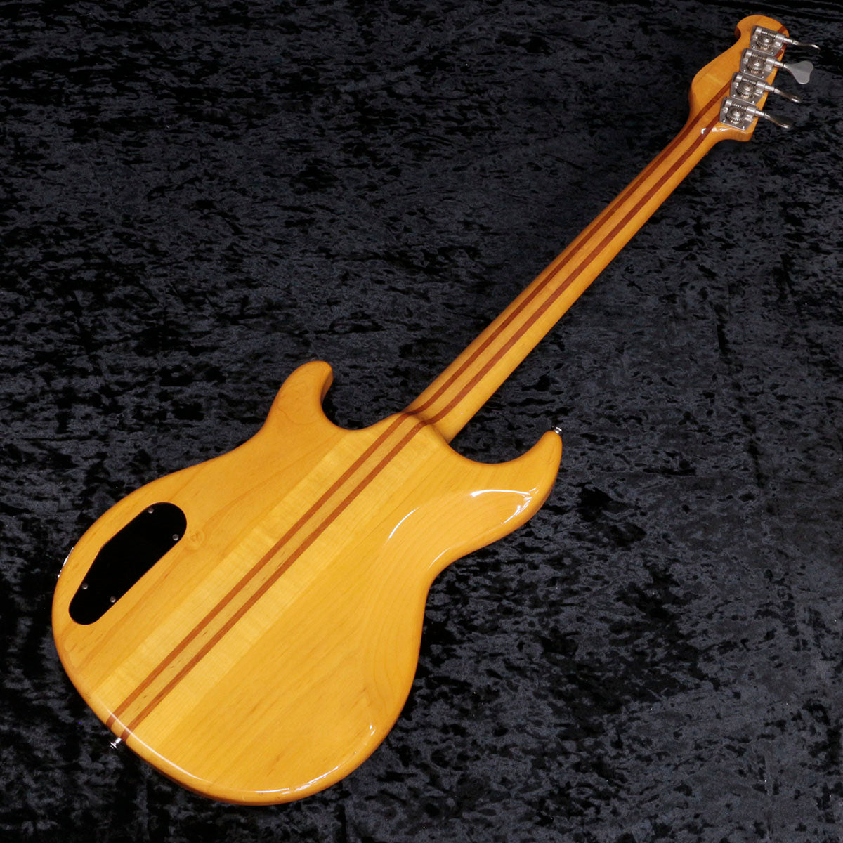 YAMAHA / BB2000 / Broad Bass Natural – Ishibashi Music Corporation.