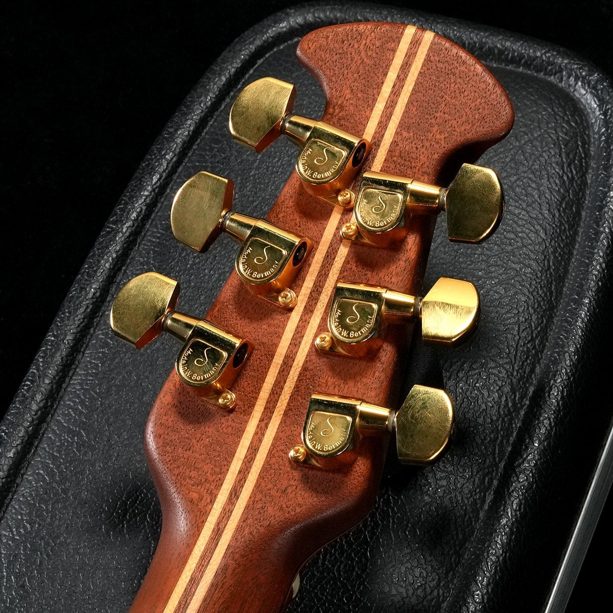 OVATION / Adamas II 1681-7 – Ishibashi Music Corporation.