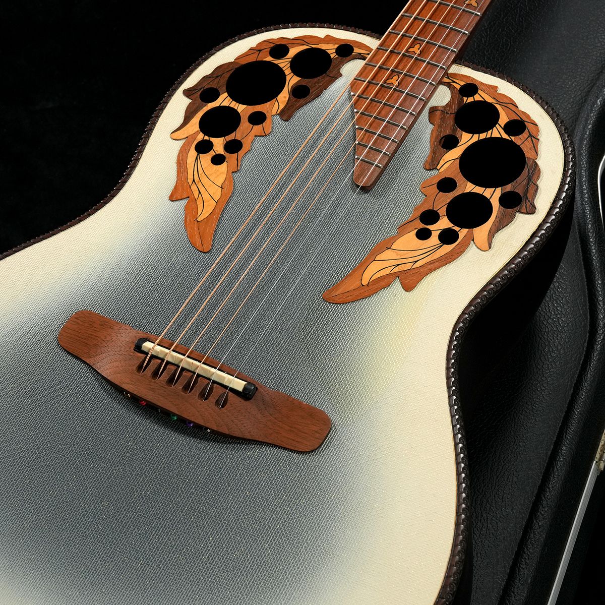 Ovation 1681-7 Adamas II ベージュ OVATION / Adamas II 1681-7 – Ishibashi Music Corporation.