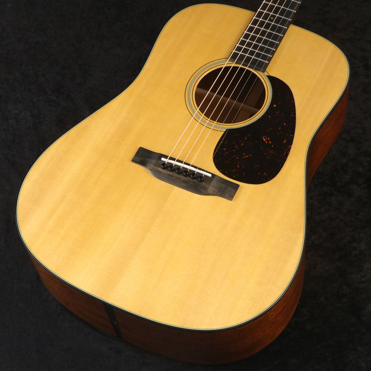 martin – Ishibashi Music Corporation.