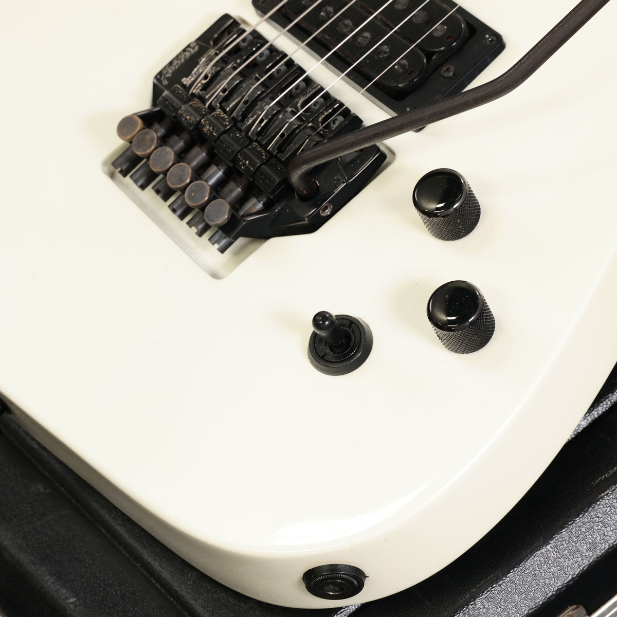 PEAVEY / Vandenberg Signature White PEAVEY Adrian Vandenberg