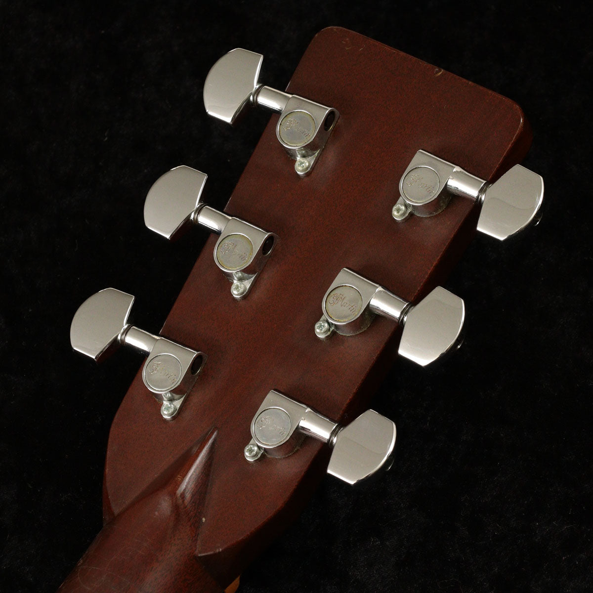 MARTIN / HD-28 1979 – Ishibashi Music Corporation.