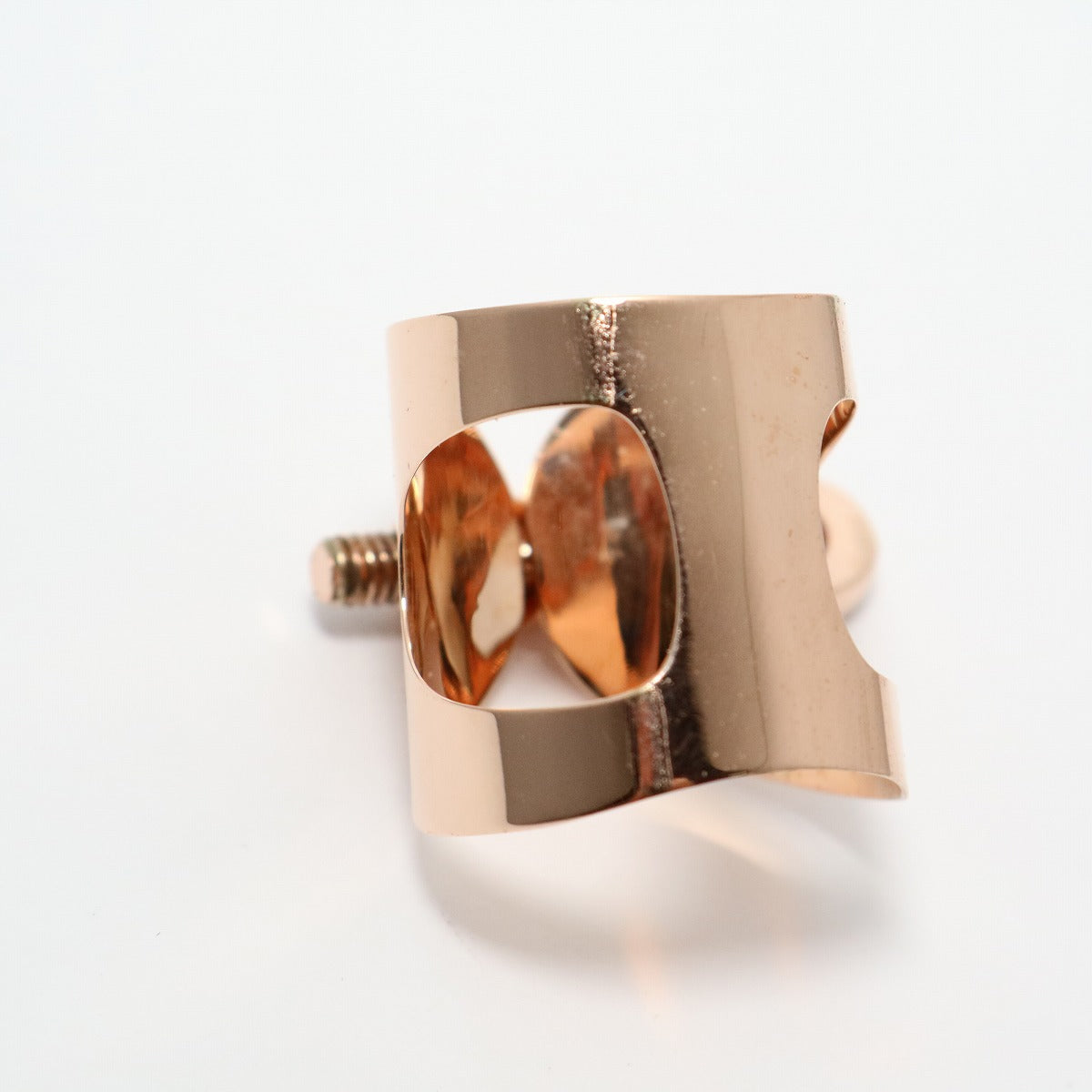 Ligature [Wind instrument accessories › Ligature]