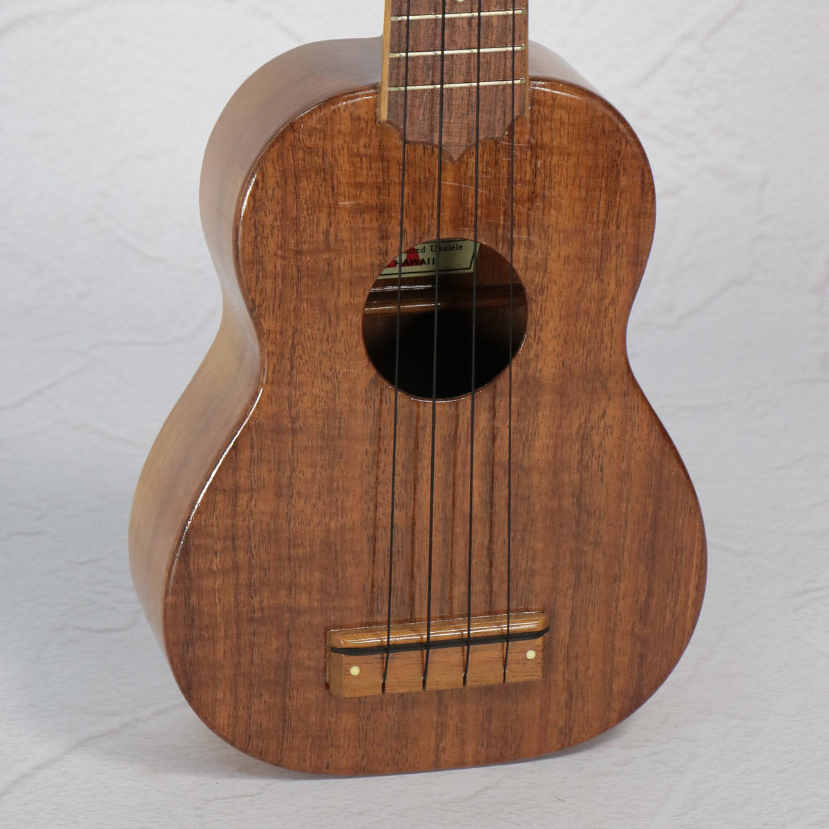 Soprano [acoustic guitar and electric guitar › ukulele › soprano]