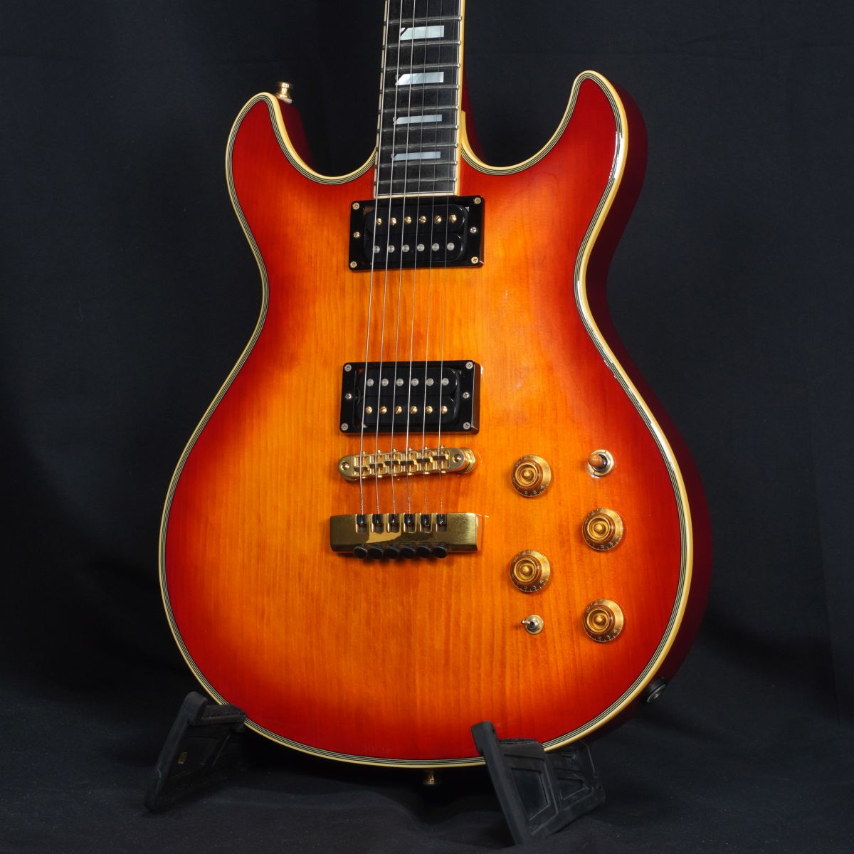 Other types [Electric guitars › Other types]