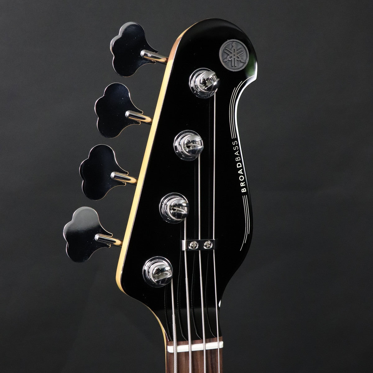 YAMAHA / BBP34 Vintage White – Ishibashi Music Corporation.