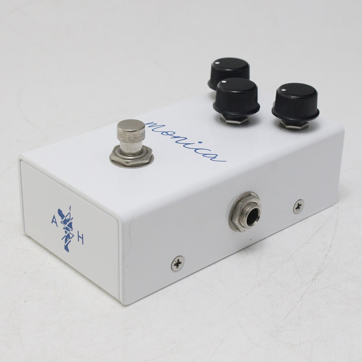 VIRTUES / monica AssH signature – Ishibashi Music Corporation. VIRTUES / monica AssH signature – Ishibashi Music Corporation.