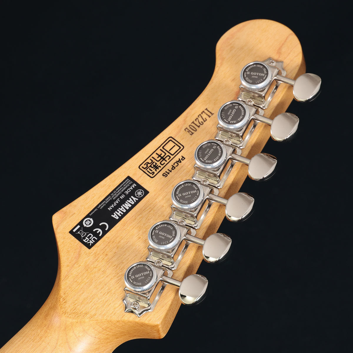 YAMAHA　ベース　ウッディ Yamaha TRBX304 - Mist Green