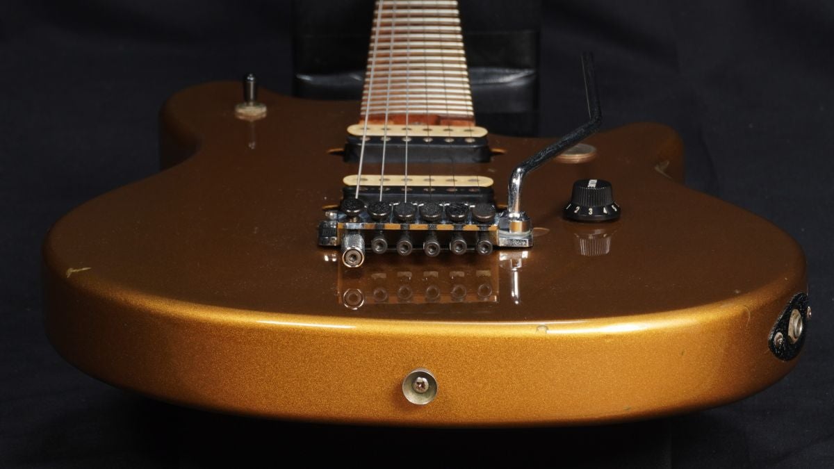 PEAVEY / EVH Wolfgang Special Vintage Gold -1998- – Ishibashi