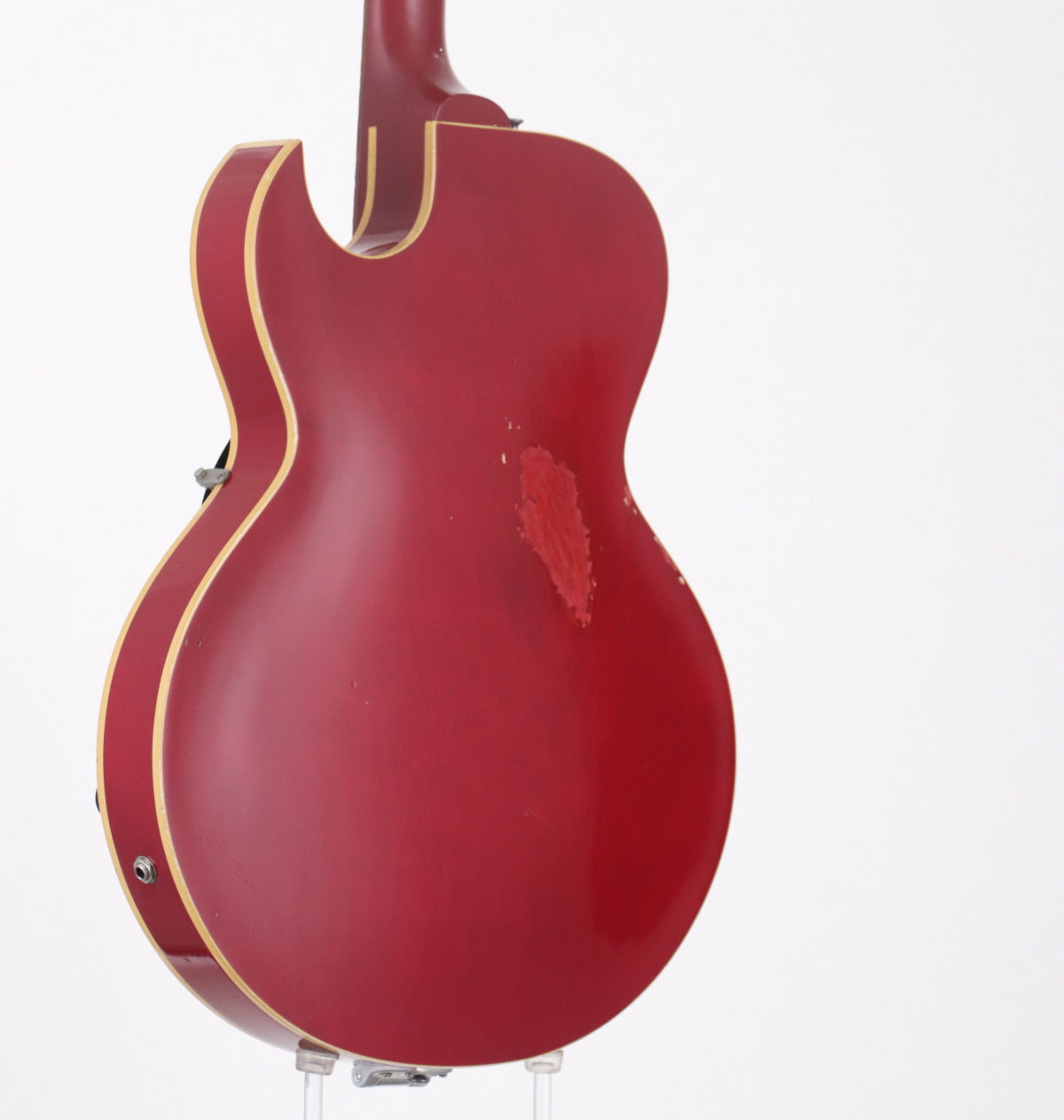 GIBSON USA / 1995 ES-135 Bigsby Cherry – Ishibashi Music Corporation.