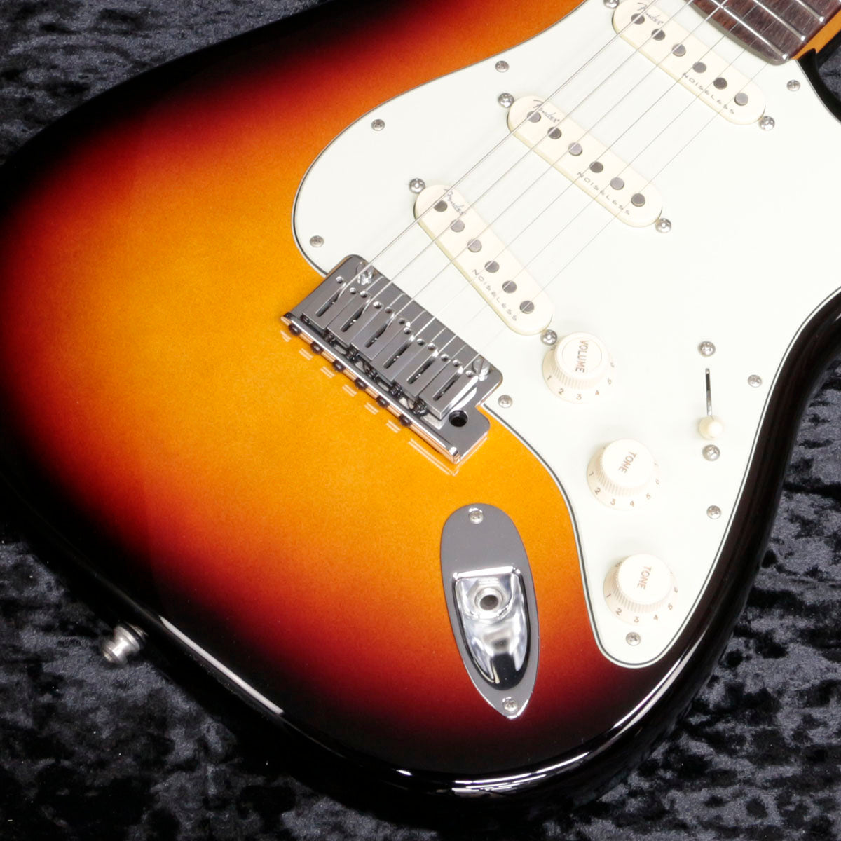 FENDER USA / American Ultra Stratocaster Ultraburst – Ishibashi