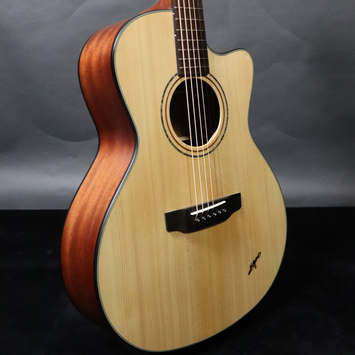 K.Yairi / BM-65CE Natural – Ishibashi Music Corporation.