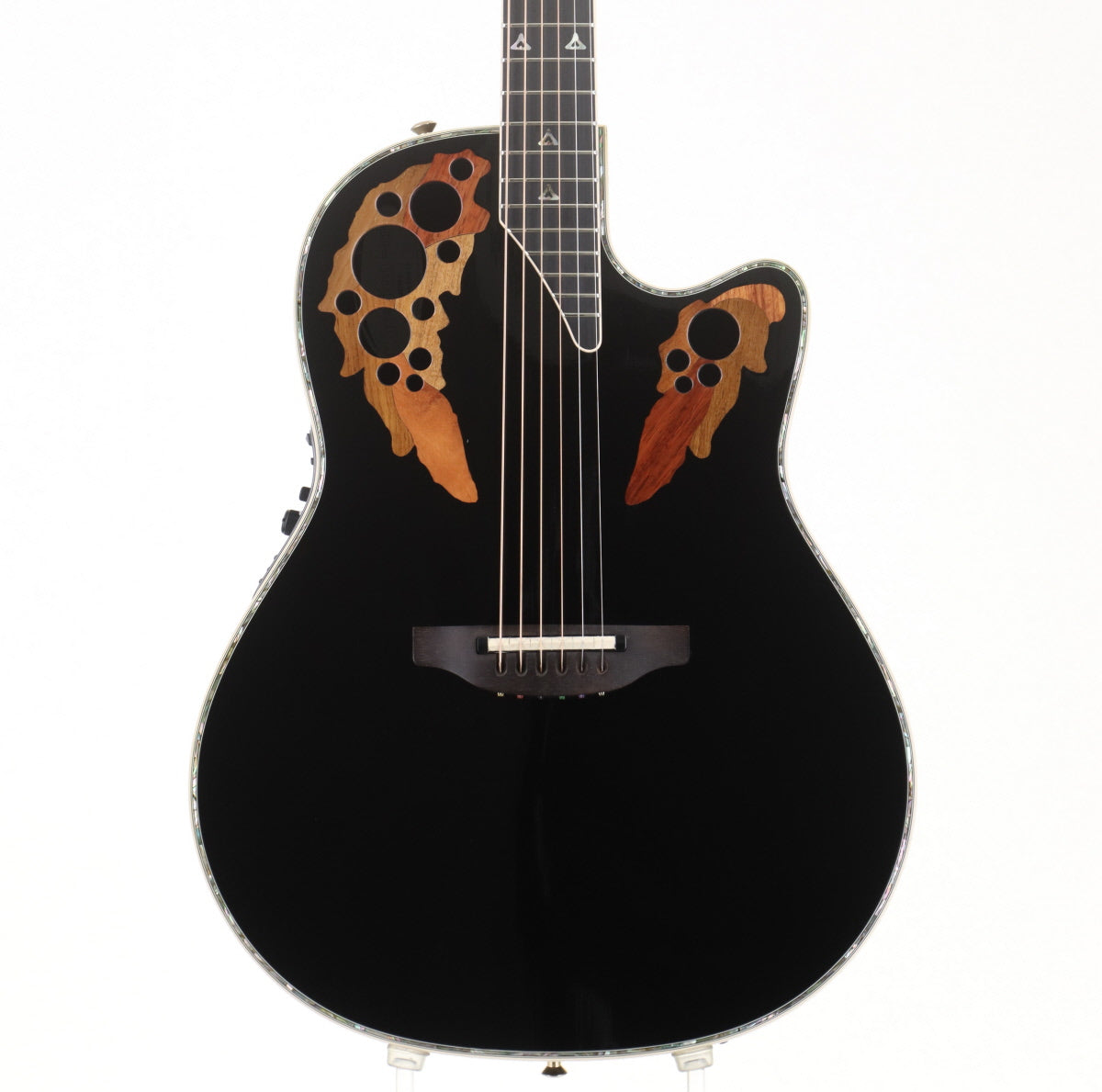ovation – Ishibashi Music Corporation.