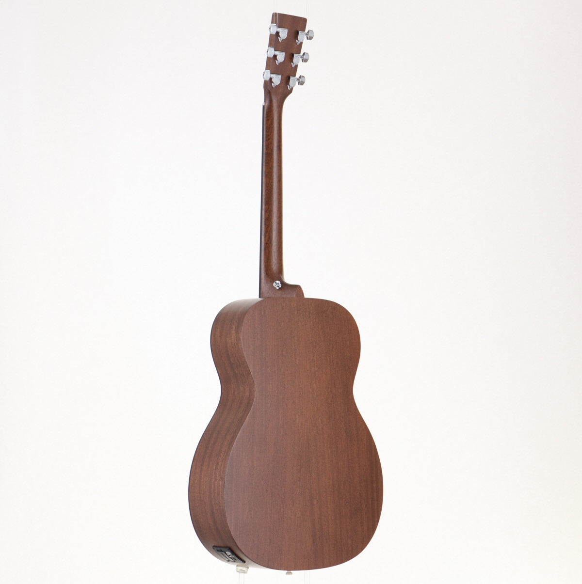 Martin / 000RSGT (2014) – Ishibashi Music Corporation.