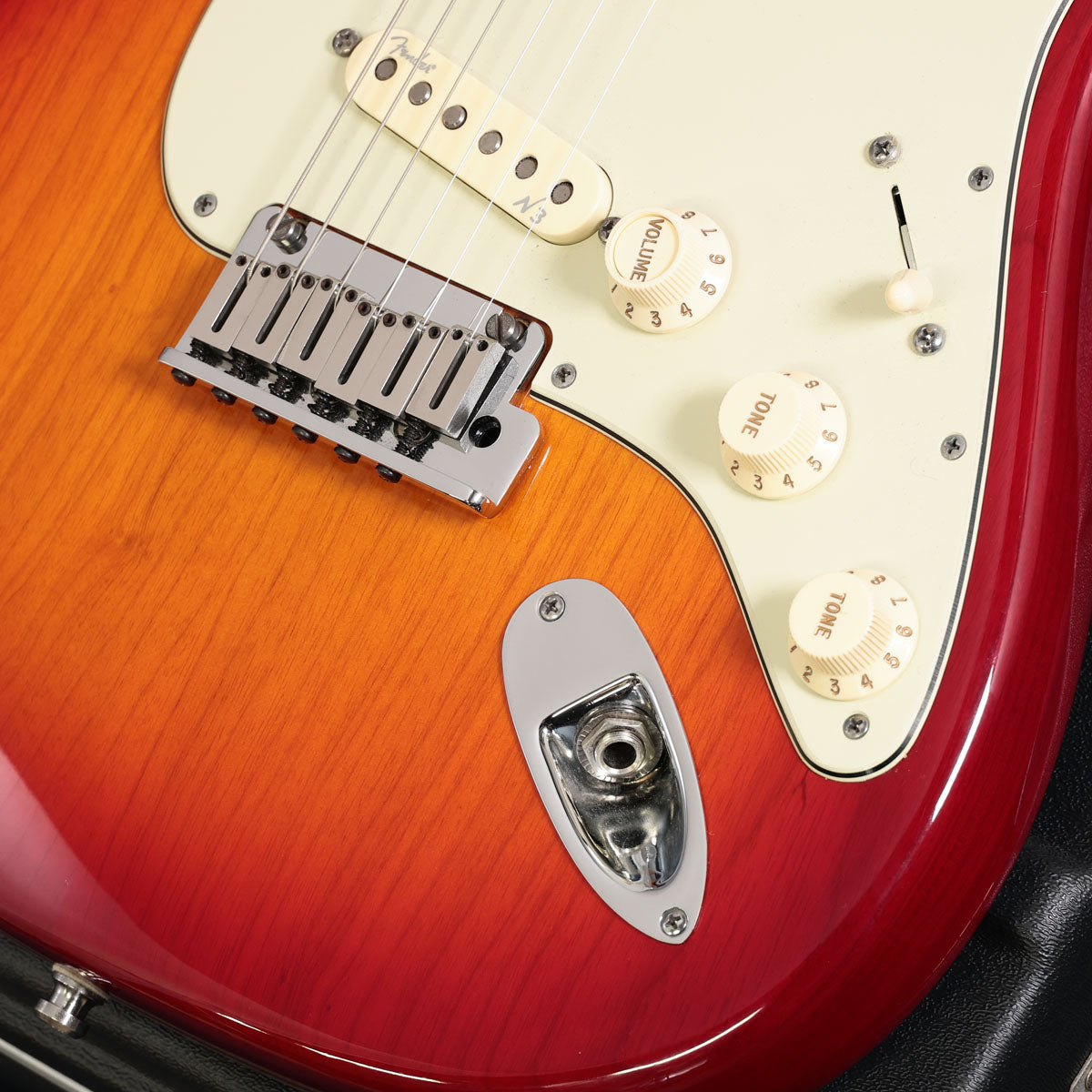 Fender USA / American Deluxe Stratocaster Ash with N3 Maple