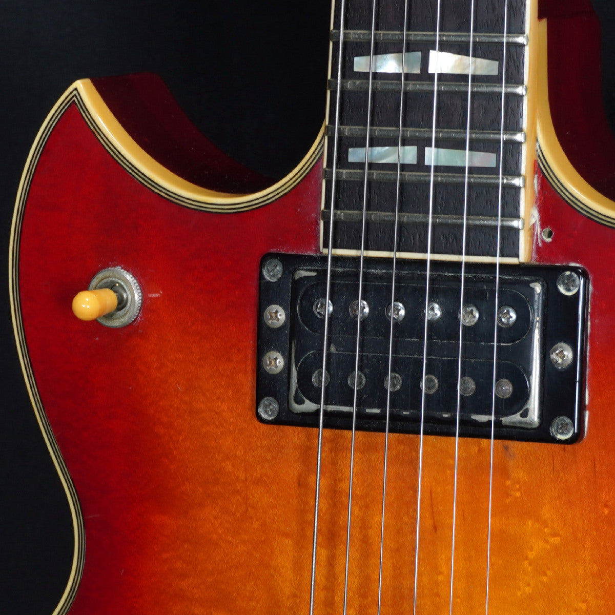 YAMAHA / 1981 SG-1000 Red Sunburst – Ishibashi Music Corporation.