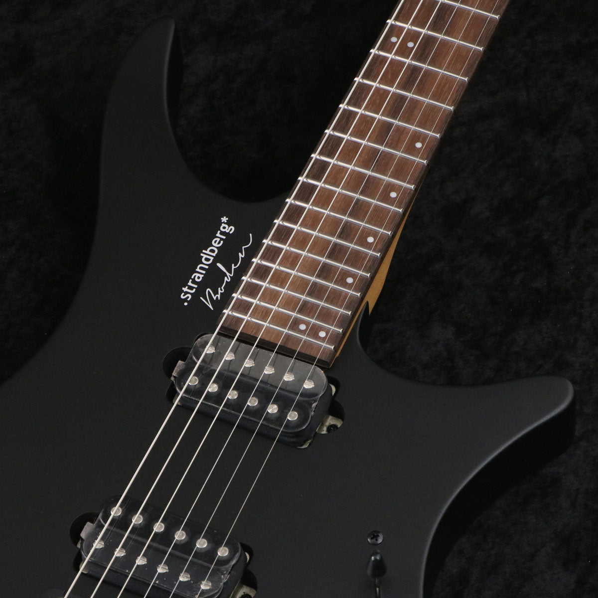 strandberg / Boden Essential 6 Black Granite – Ishibashi Music