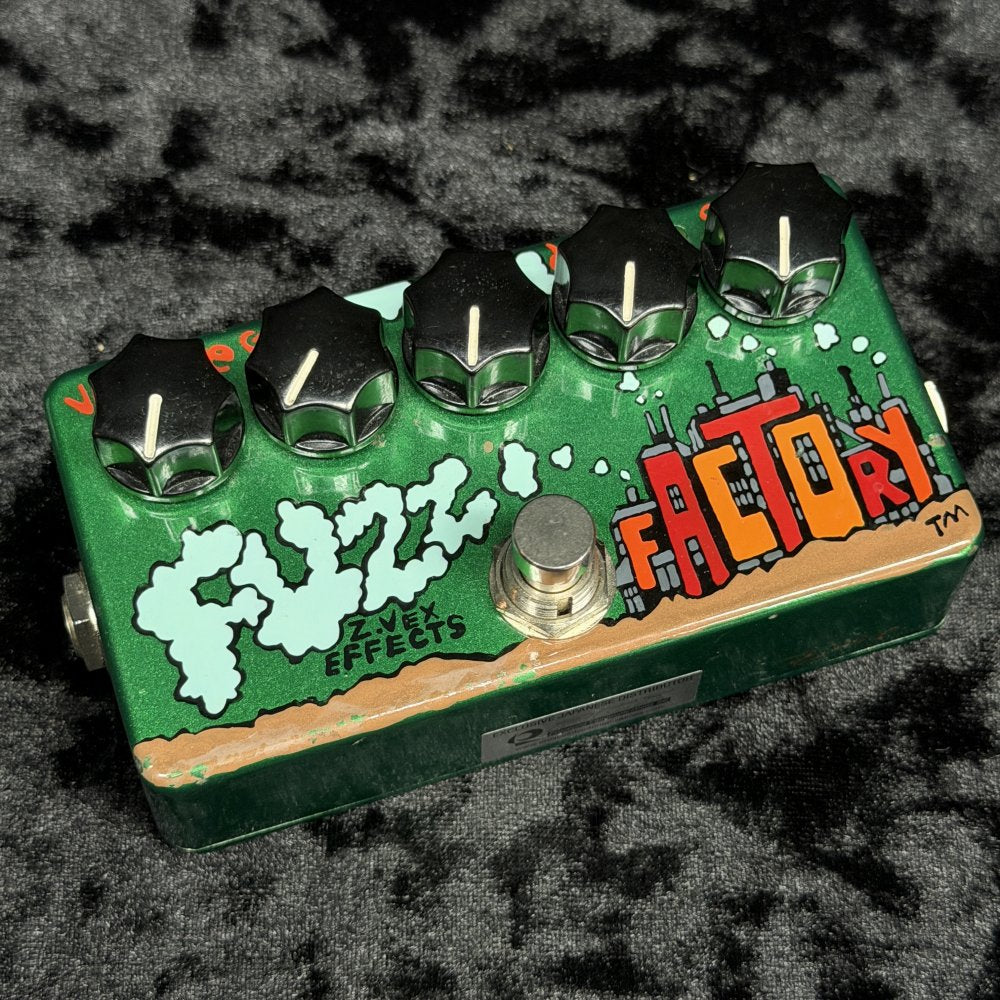 Fuzz [Effects › Fuzz] – Ishibashi Music Corporation.