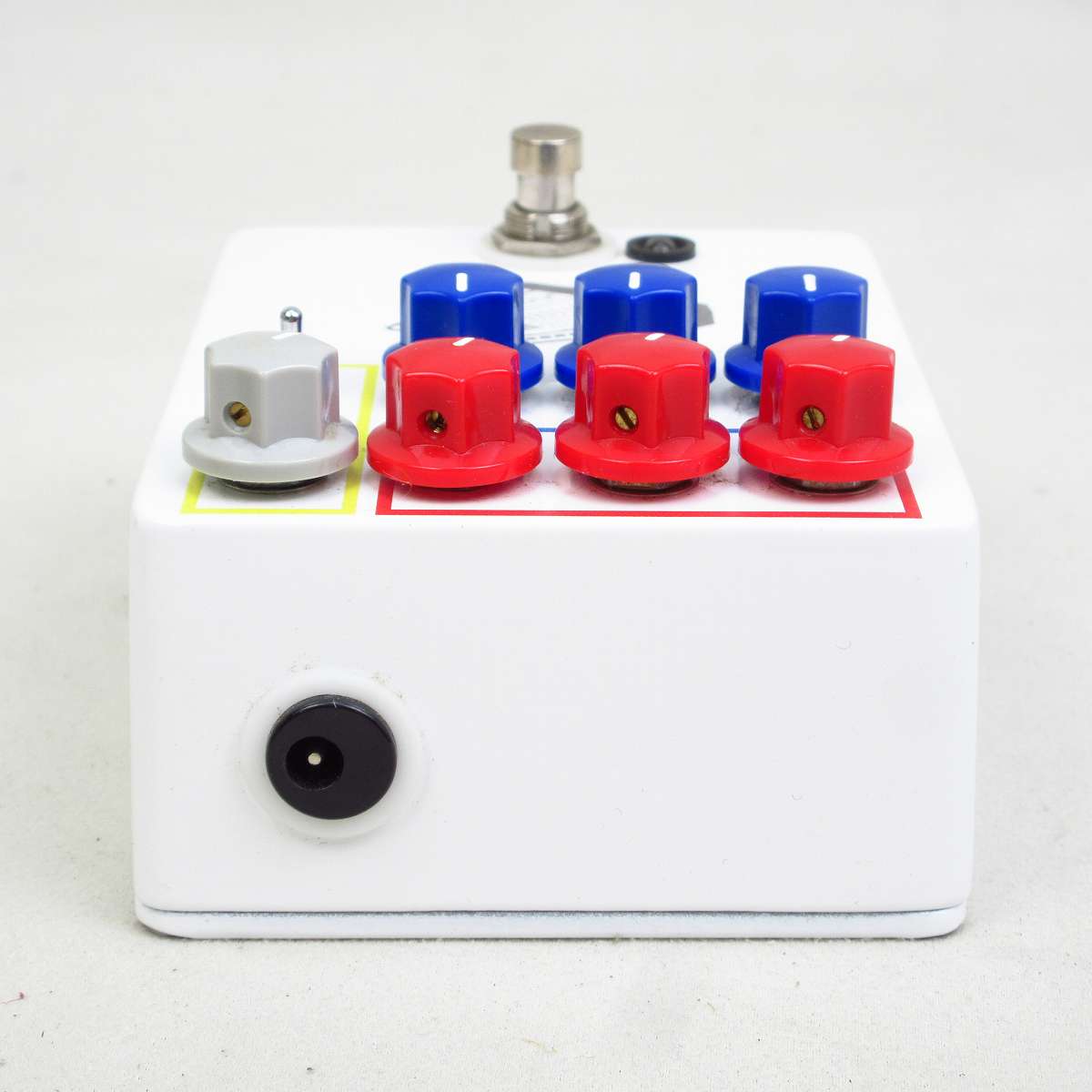 JHS Pedals / Colour Box V1 Distortion – Ishibashi Music Corporation.