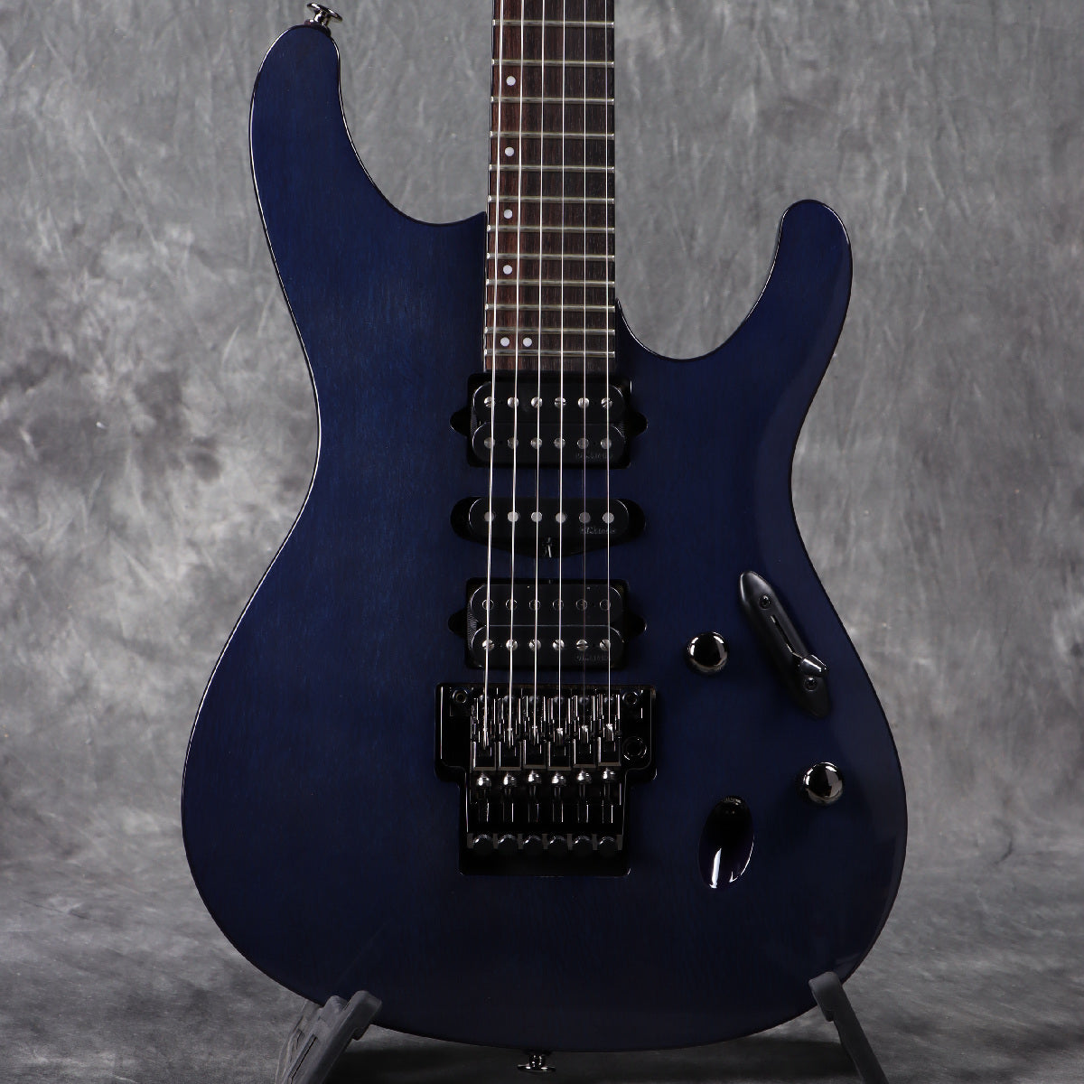 Soloist/Dinky type [Electric guitar › Soloist/Dinky type