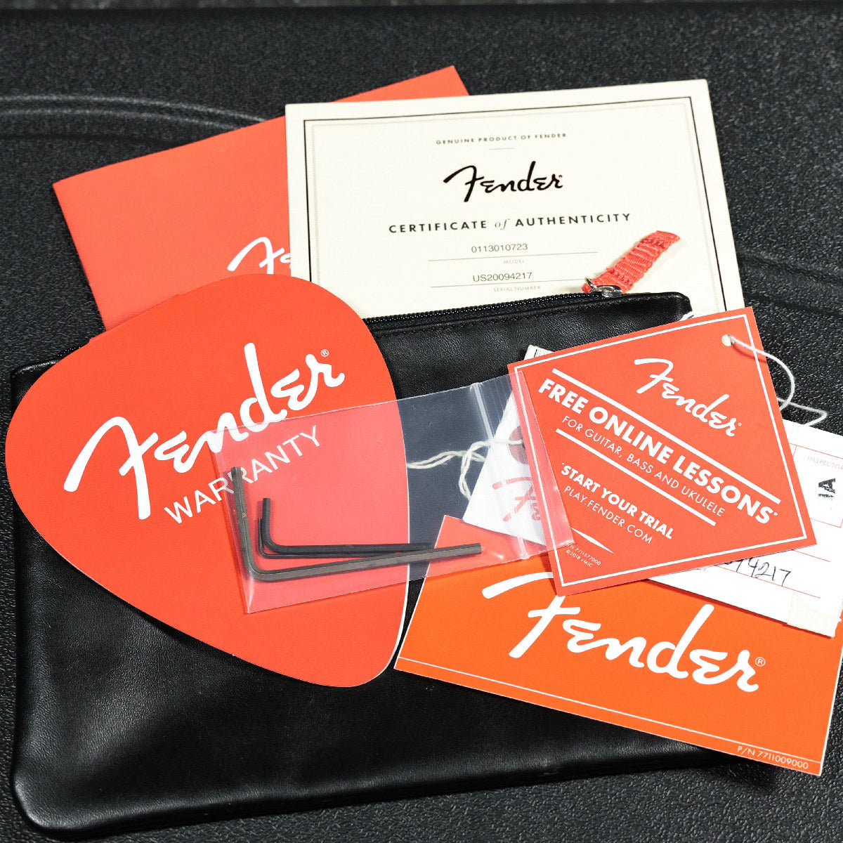 Fender / American Showcase Stratocaster Olympic Pearl 2021