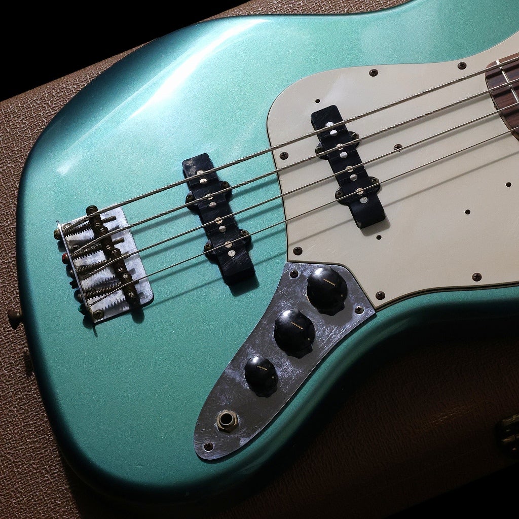Fender Custom Shop / 1998 Jazz Bass in Lake Placid Blue