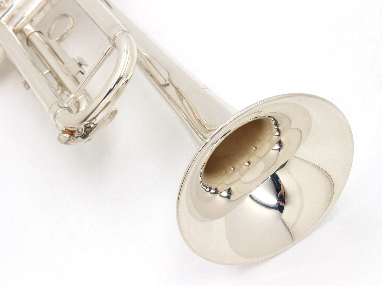 YAMAHA / YTR-2335S Trumpet, Silver-Plated Finish – Ishibashi Music