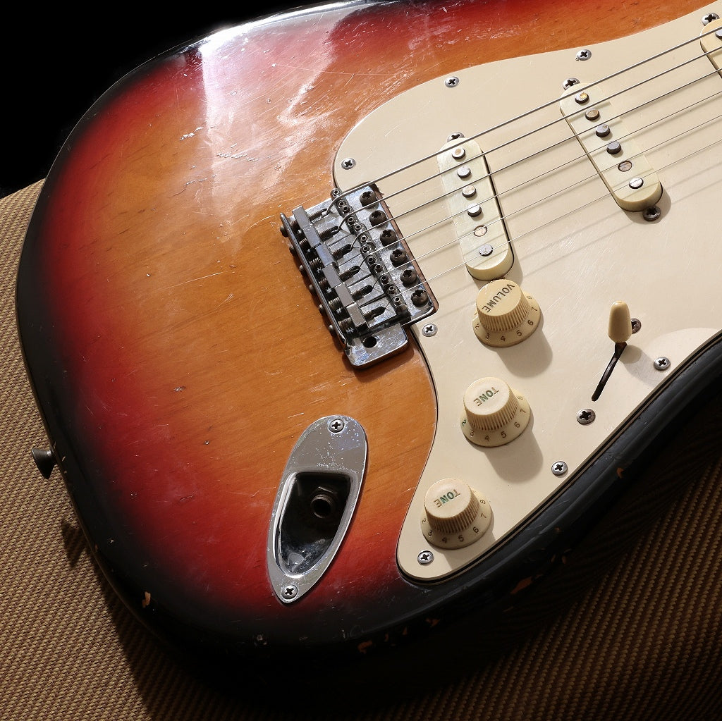 FENDER USA / 1972 Stratocaster Sunburst – Ishibashi Music Corporation.