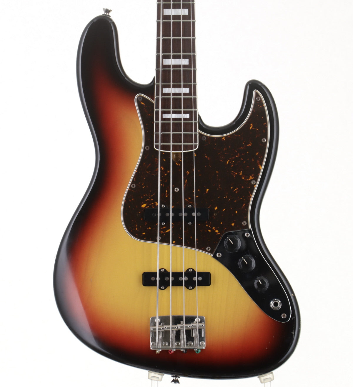 Jazz bass type [Electric bass › Jazz bass type]