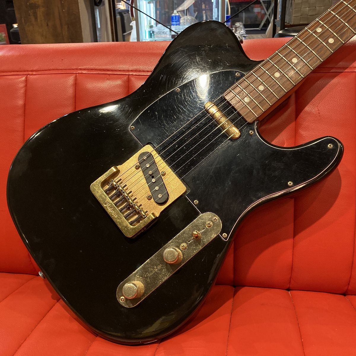 USED Fender / 1981 Black&Gold Telecaster [04 – Ishibashi Music