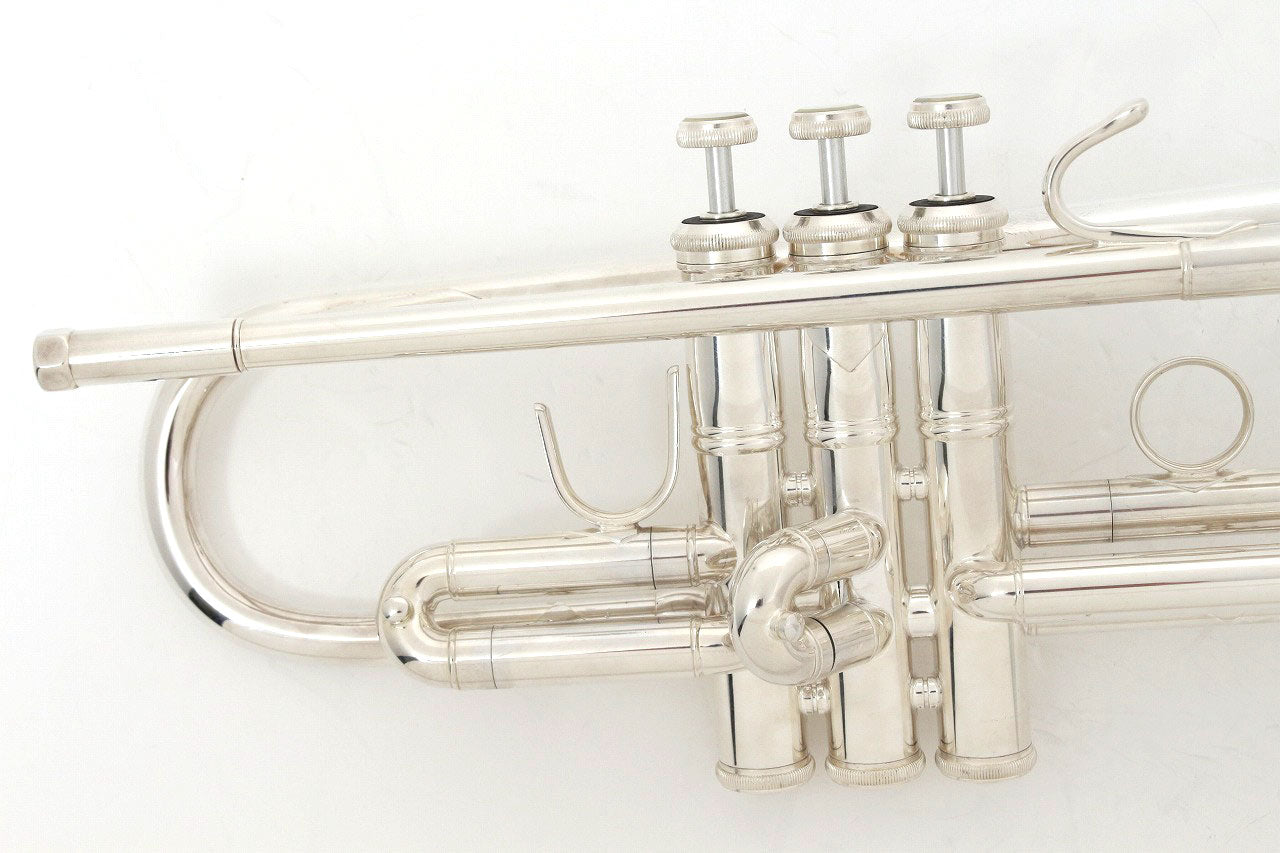 BACH TRUMPET TR400 SP W/CASE-