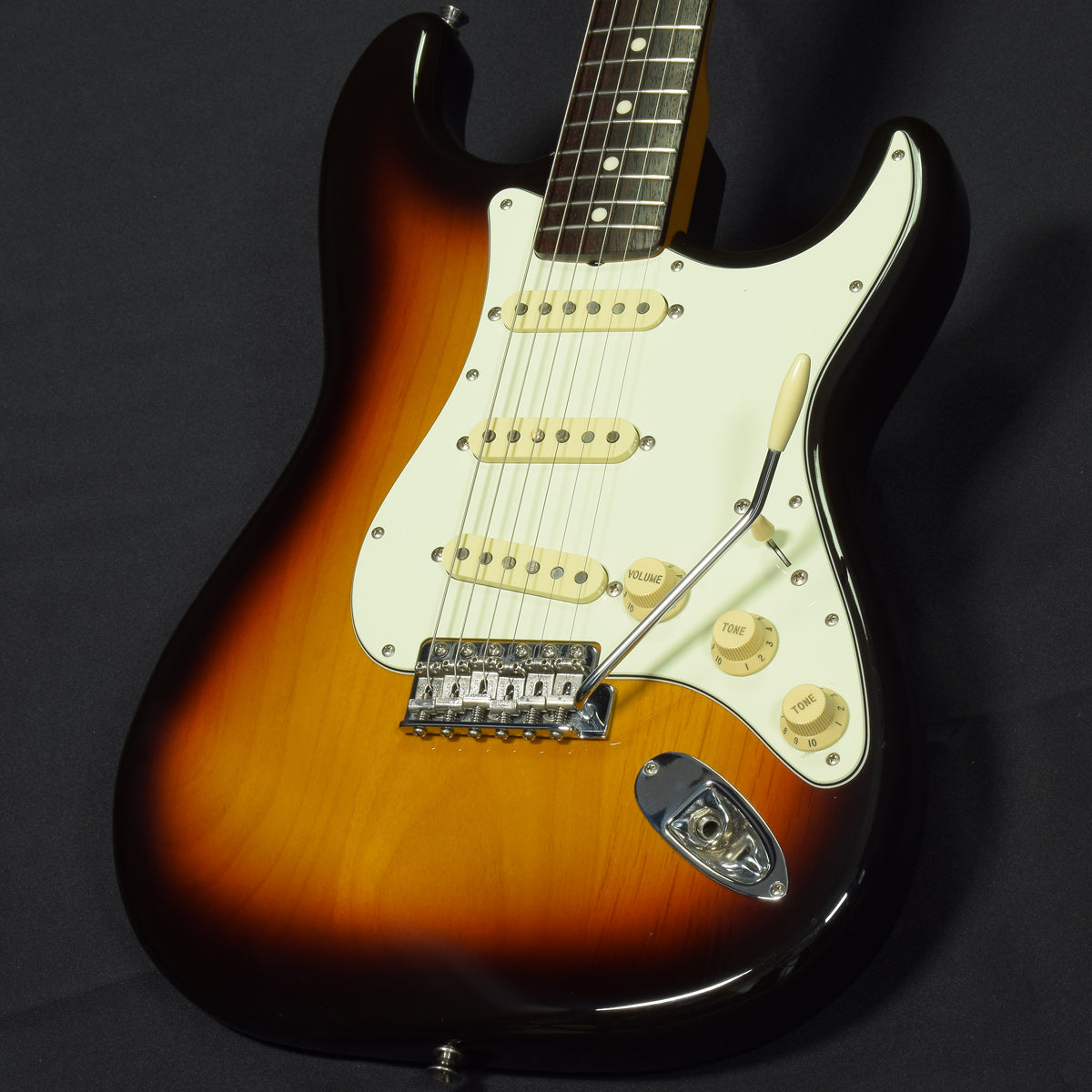 Stratocaster type [Electric guitar › Stratocaster type] – Page 16