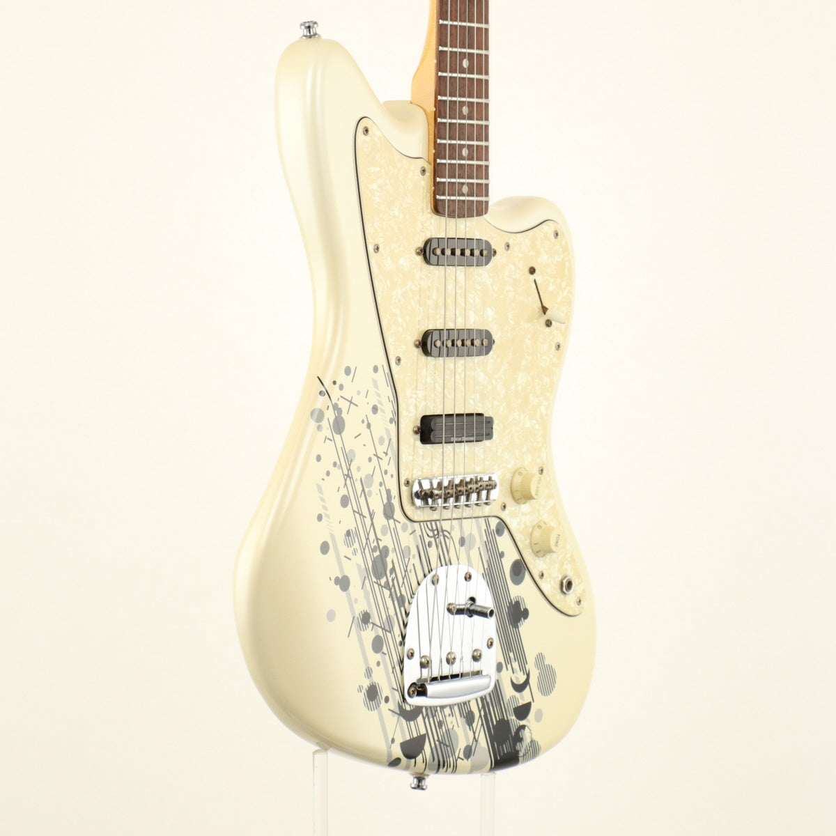 完売Spuier スクワイヤ Fender ギター SCANDAL MAMI モデル フェンダー